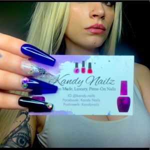 Meet your Posher, Kandy 🖤